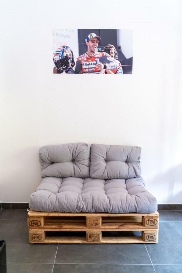 Italian Piston House Sport Moto Rent Bed & Breakfast Millesimo Bagian luar foto